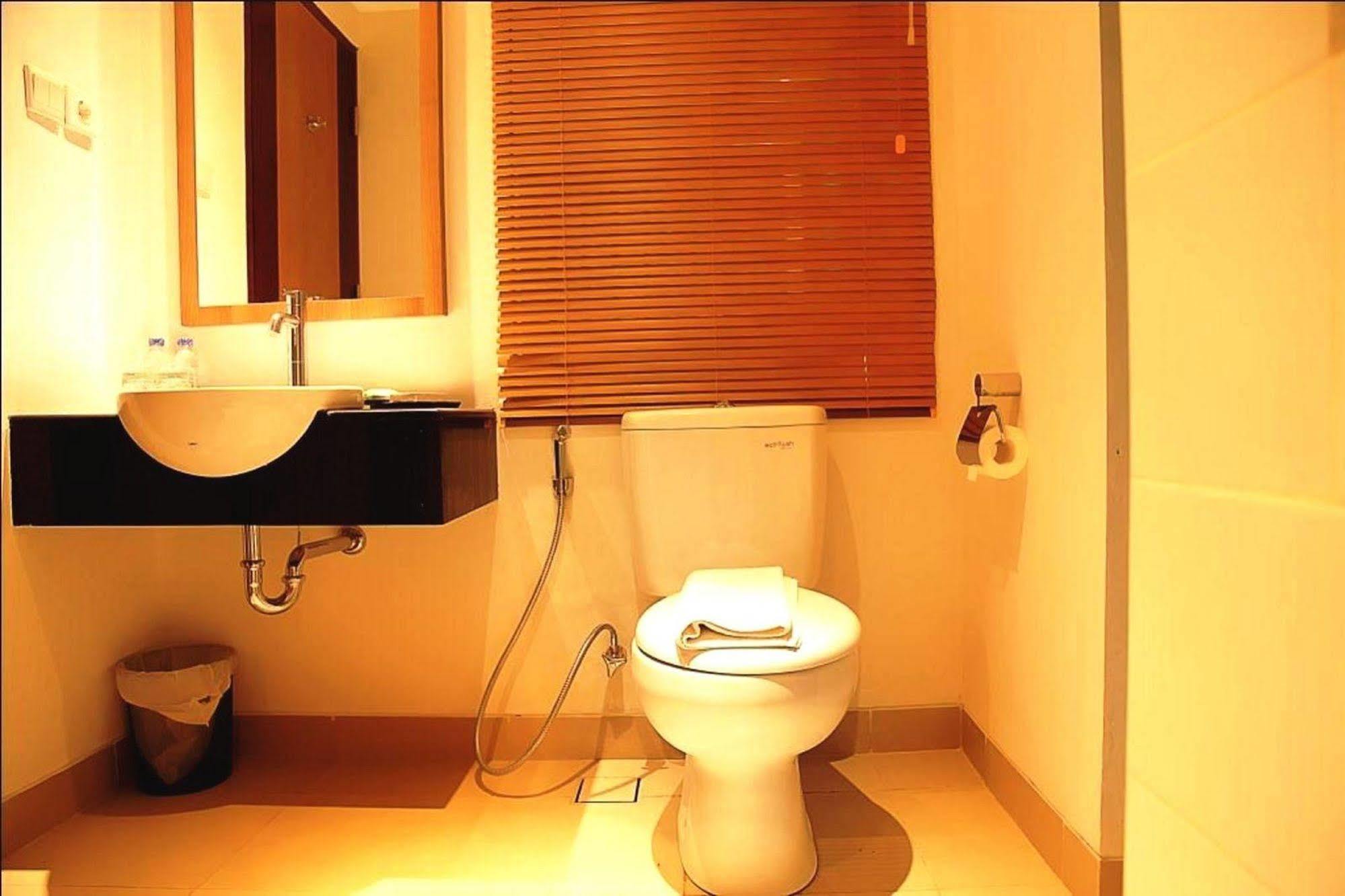 Santosa City Hotel Denpasar Dış mekan fotoğraf