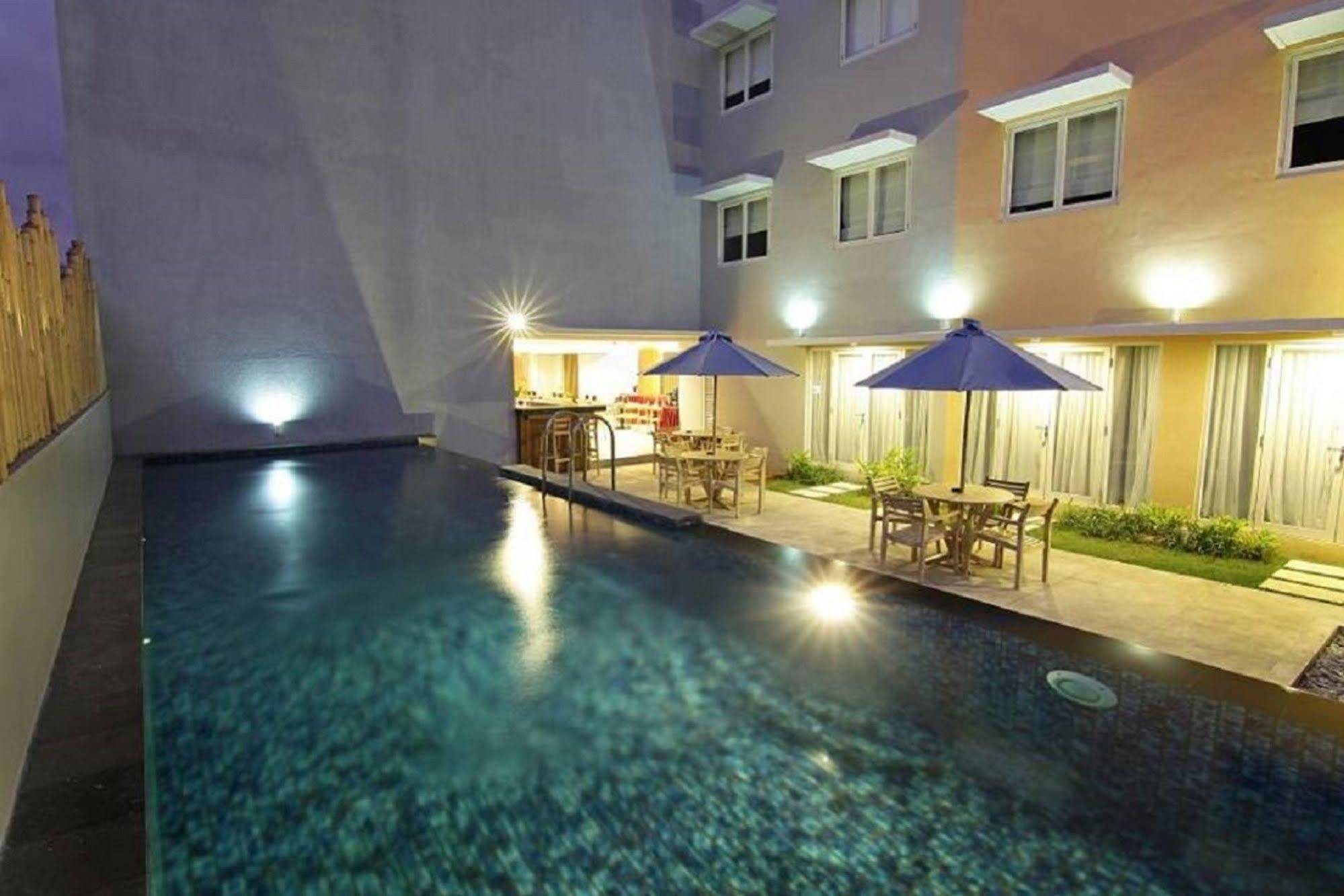 Santosa City Hotel Denpasar Dış mekan fotoğraf