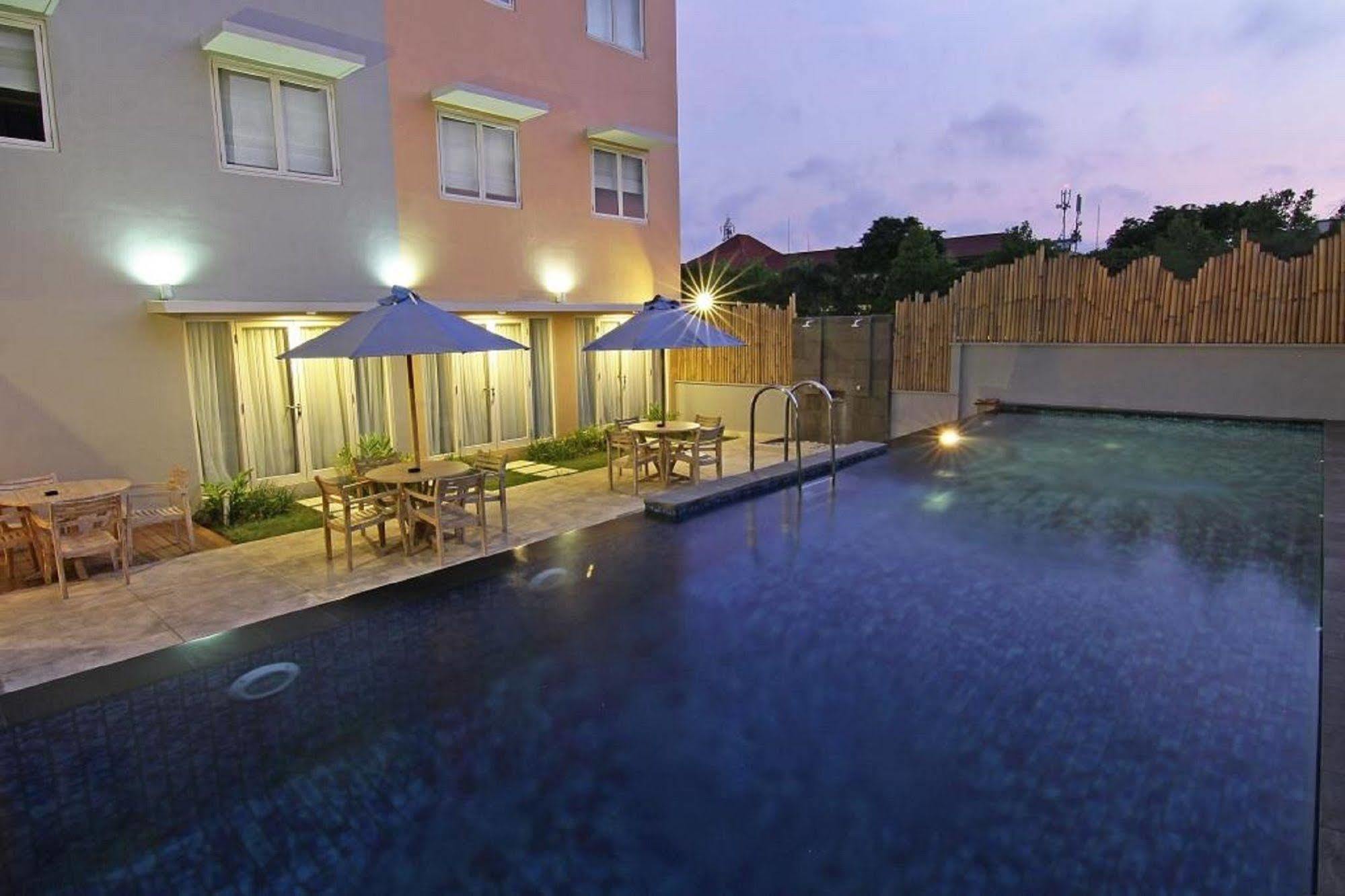 Santosa City Hotel Denpasar Dış mekan fotoğraf