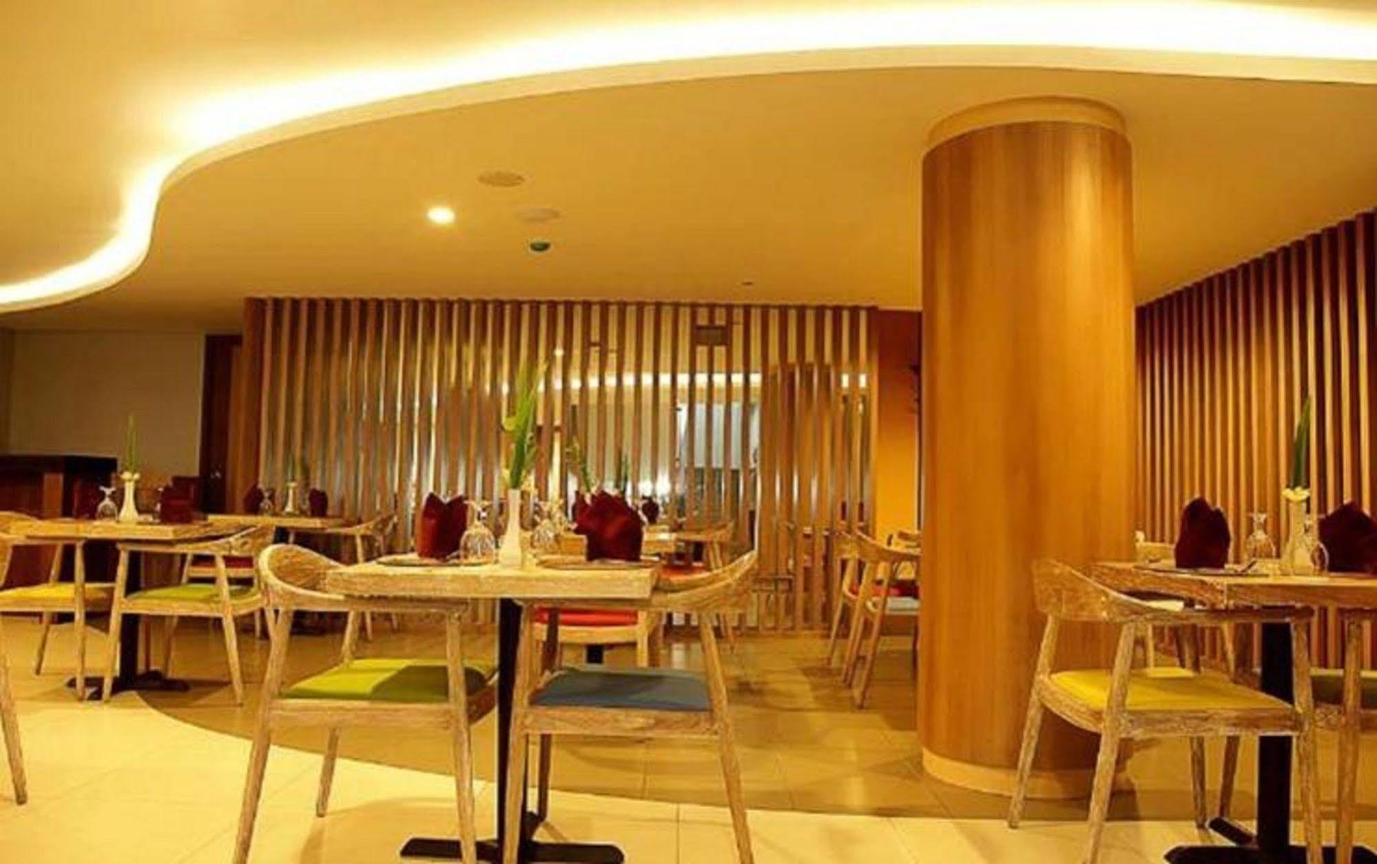 Santosa City Hotel Denpasar Dış mekan fotoğraf